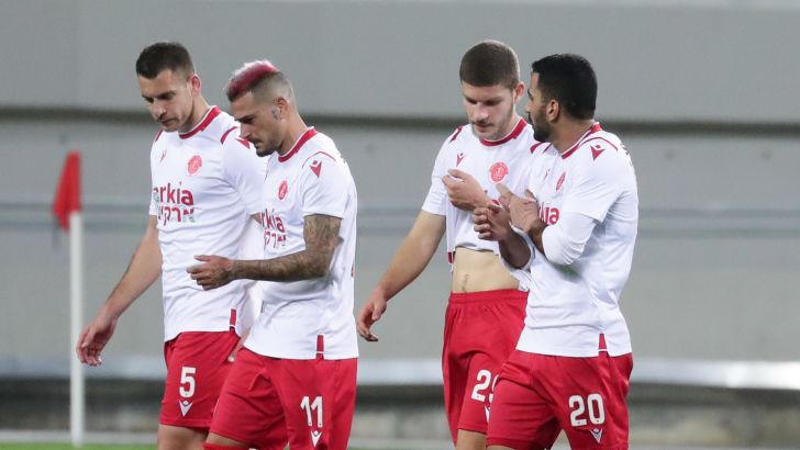 שחקני הפועל תל אביב מאוכזבים