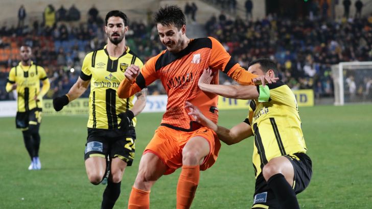 דן איינבינדר, מתיאה ליואיץ'