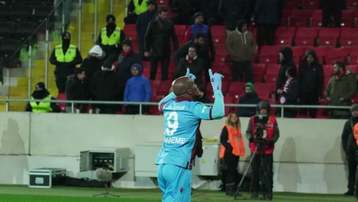 טוני וואקמה