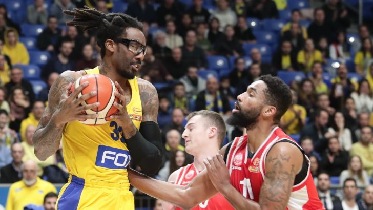 דשון באטלר, אמארה סטודמאייר