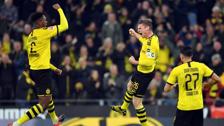 שחקני דורטמונד חוגגים