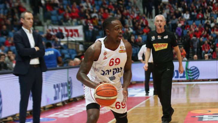 ג'ייקובן בראון