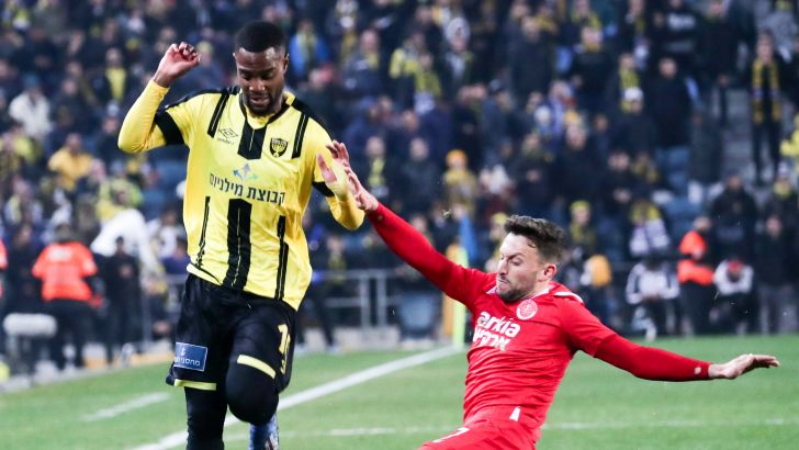 עומרי אלטמן, פרדי פלומיין