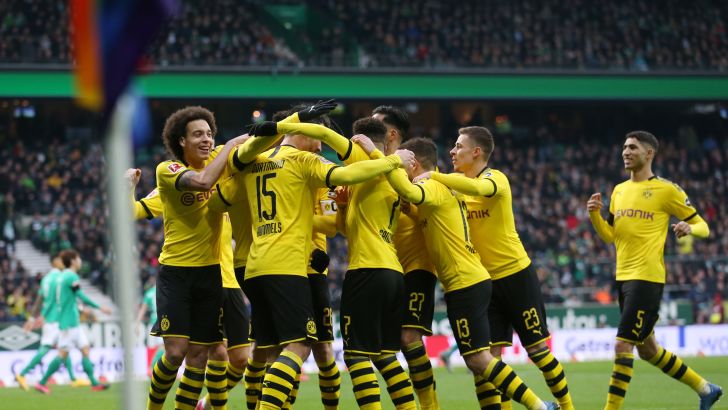 שחקני דורטמונד חוגגים