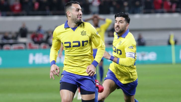 אייל גולסה, אבי ריקן