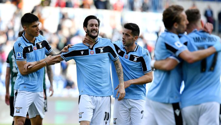 שחקני לאציו חוגגים