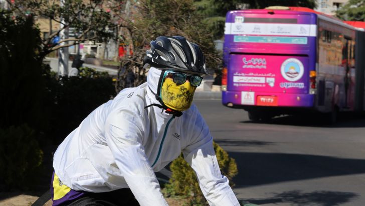 רוכב אופניים, נגיף הקורונה