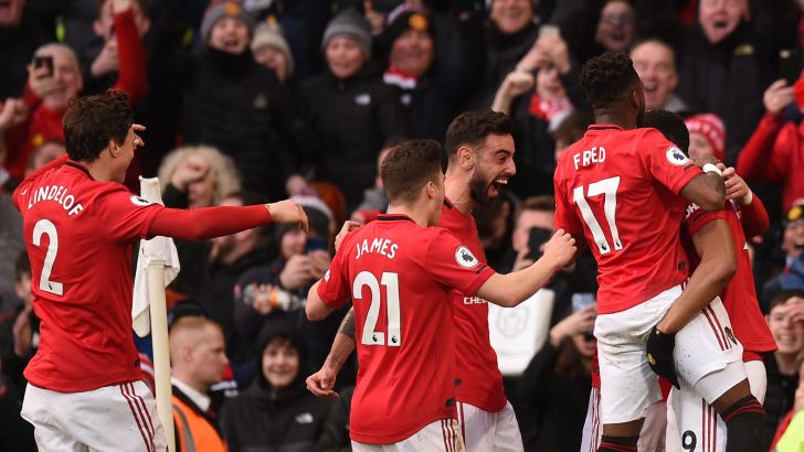 שחקני מנצ'סטר יונייטד חוגגים