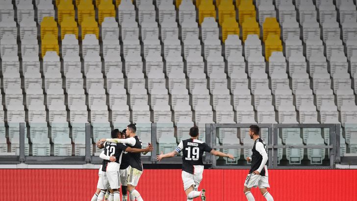 שחקני יובנטוס חוגגים