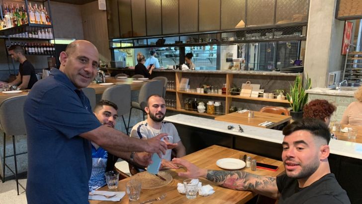 קוכמן, משה, בוטבול ושמאילוב מחטאים ידיים