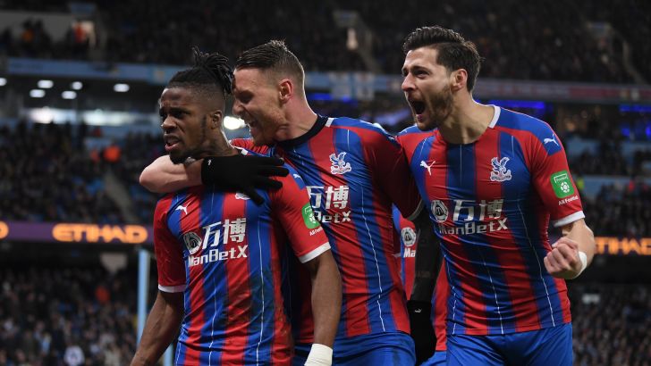 שחקני קריסטל פאלאס חוגגים