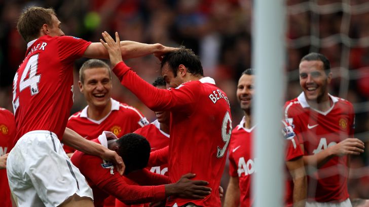 שחקני מנצ'סטר יונייטד חוגגים