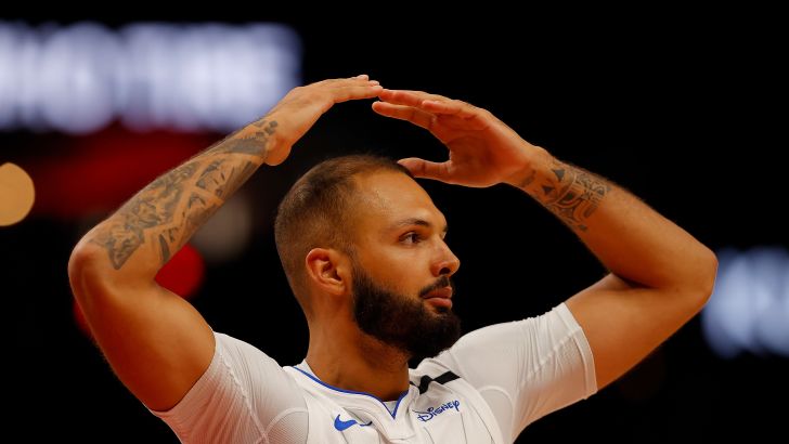 אוון פורנייה