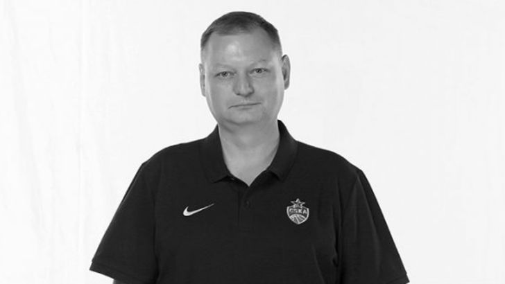 רומן אבזלילוב