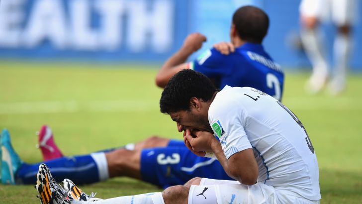 ג'ורג'יו קייליני, לואיס סוארס