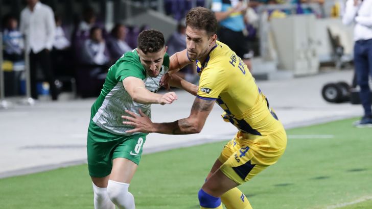 דולב חזיזה, אנריק סבוריט