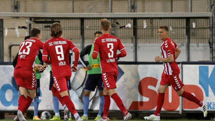 שחקני פרייבורג חוגגים