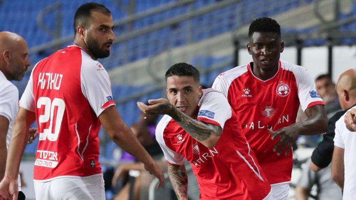 ז'וסואה, אלטון אקולטסה, לואי טאהא