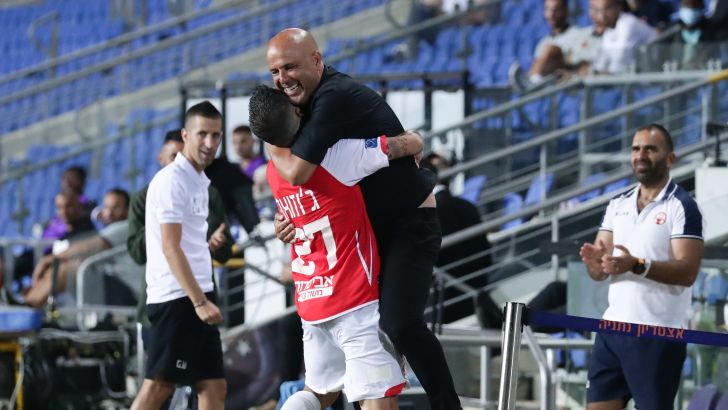 ז'וסואה, יוסי אבוקסיס