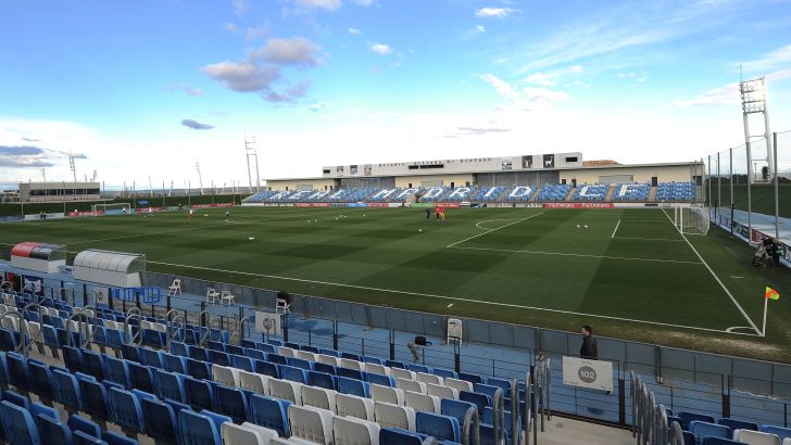 אצטדיון אלפרדו די סטפנו