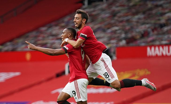 אנתוני מרסיאל חוגג עם ברונו פרננדש