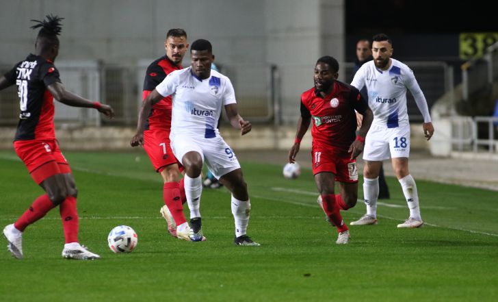 לוסיו, מרשל אודה, רודריג בונגונגי