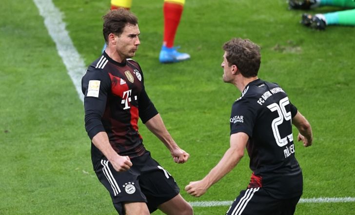 תומאס מולר, לאון גורצקה