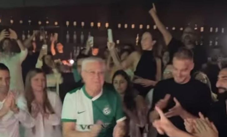 יעקב שחר בחגיגות האליפות