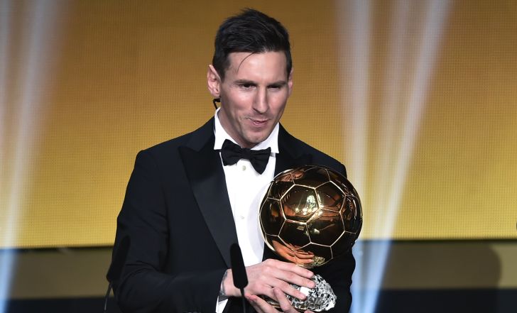 מסי עם כדור הזהב. עשה זאת בפעם החמישית