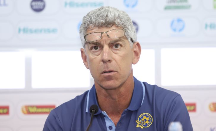 מיץ' גולדהאר