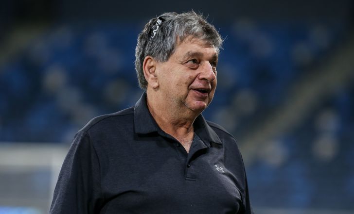 יצחק שום