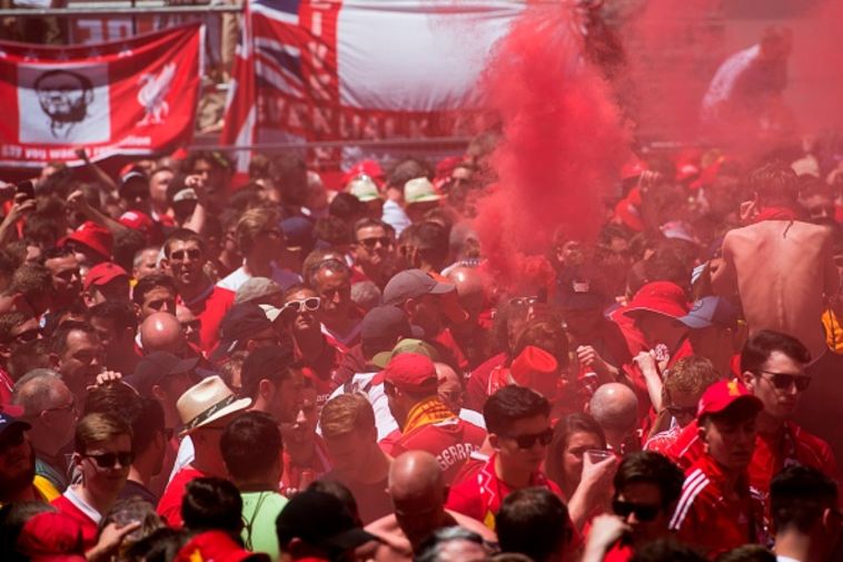 יחזרו לעמוד על פסגת הכדורגל האירופי? אוהדי ליברפול (gettyimages)