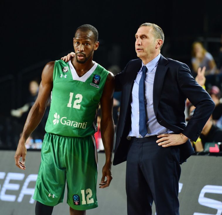 דייויד בלאט. רוצה לחזור ל-NBA (דרושפאקה, האתר הרשמי) דייויד בלאט. רוצה לחזור ל-NBA (דרושפאקה, האתר הרשמי)