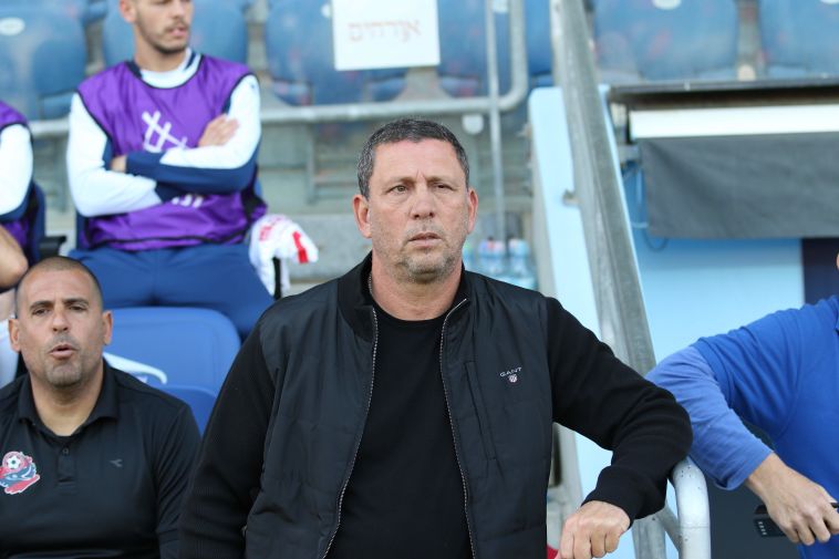 ניר קלינגר. מכיר את החולשות של בית"ר (עדי אבישי) ניר קלינגר. מכיר את החולשות של בית"ר (עדי אבישי)