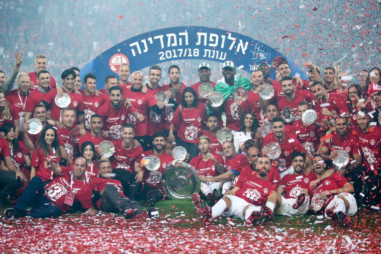 "עברנו דרך משותפת, כולל אליפויות וקמפיינים אירופים וזו הייתה תקופה מדהימה" (דני מרון) "עברנו דרך משותפת, כולל אליפויות וקמפיינים אירופים וזו הייתה תקופה מדהימה" (דני מרון)