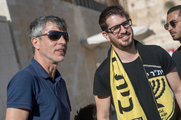 חוגג. רק צריך להיות בעלים נורמלים (יונתן זינדל)