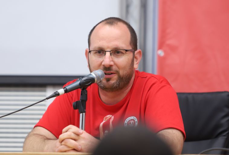 גיא הראל. "אמרתי לאשתי 'קורה כאן משהו מיוחד'" (דני מרון) גיא הראל. "אמרתי לאשתי 'קורה כאן משהו מיוחד'" (דני מרון)