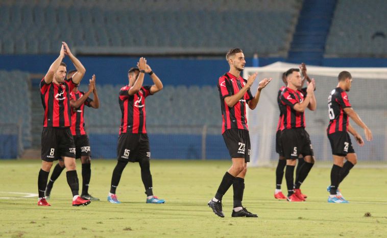 שחקני הפועל קטמון. "אין סיבה שלא נעמוד בתנאים של ליגת העל" (עדי אבישי) שחקני הפועל קטמון. "אין סיבה שלא נעמוד בתנאים של ליגת העל" (עדי אבישי)