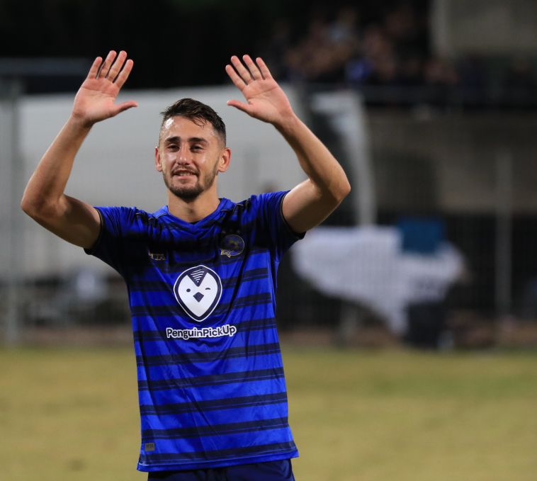 אצילי. "מאחל בהצלחה לחברים שלי בנבחרת" (ערן לוף) אצילי. "מאחל בהצלחה לחברים שלי בנבחרת" (ערן לוף)