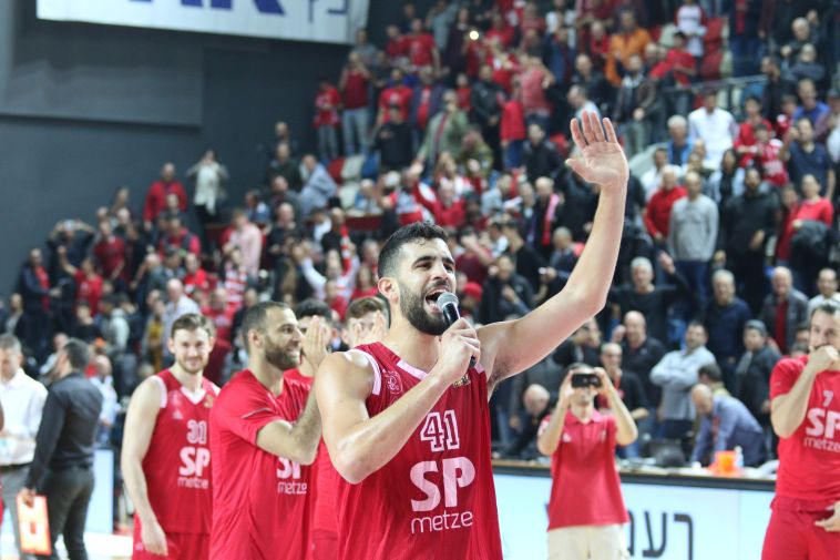 גינת. הוביל את האדומים לניצחון דרמטי בדרבי (עדי אבישי)