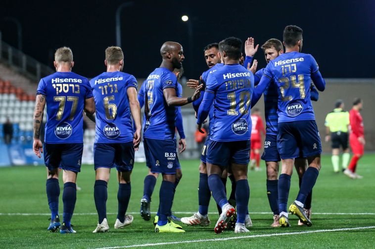 שחקני מכבי תל אביב. 