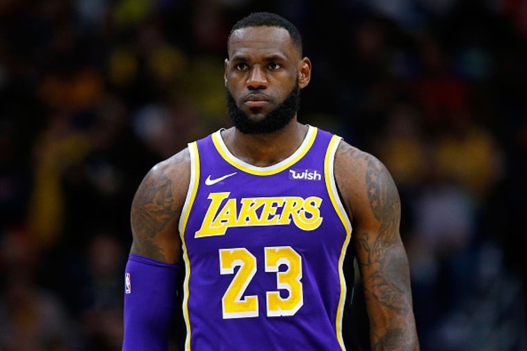 ג'ונסון: "לברון יגייס שחקנים ויזכה באליפות" (GETTY)