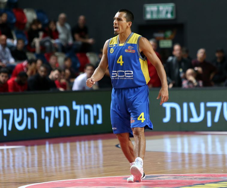 פול סטול. יוביל את אשדוד לפלייאוף? (אודי ציטיאט) פול סטול. יוביל את אשדוד לפלייאוף? (אודי ציטיאט)