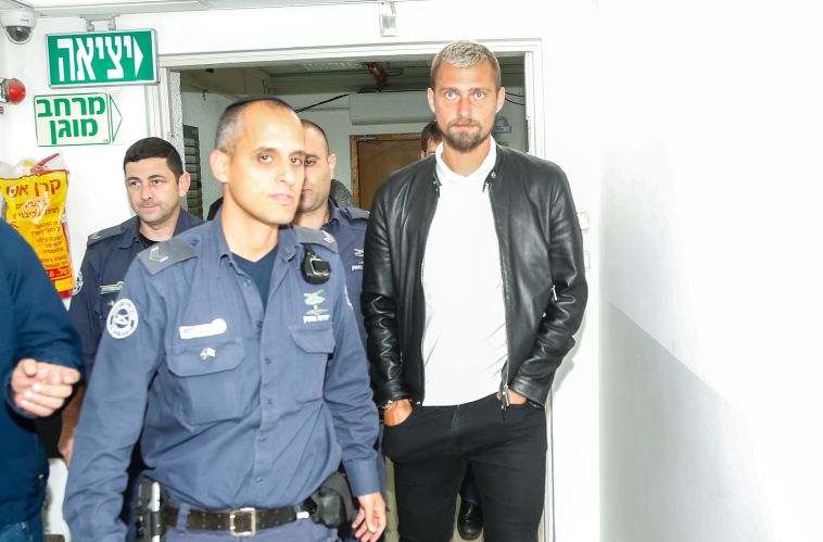 תמאש. "הבית שלו הפך למוקד עלייה לרגל" (יוני אריאלי) תמאש. "הבית שלו הפך למוקד עלייה לרגל" (יוני אריאלי)