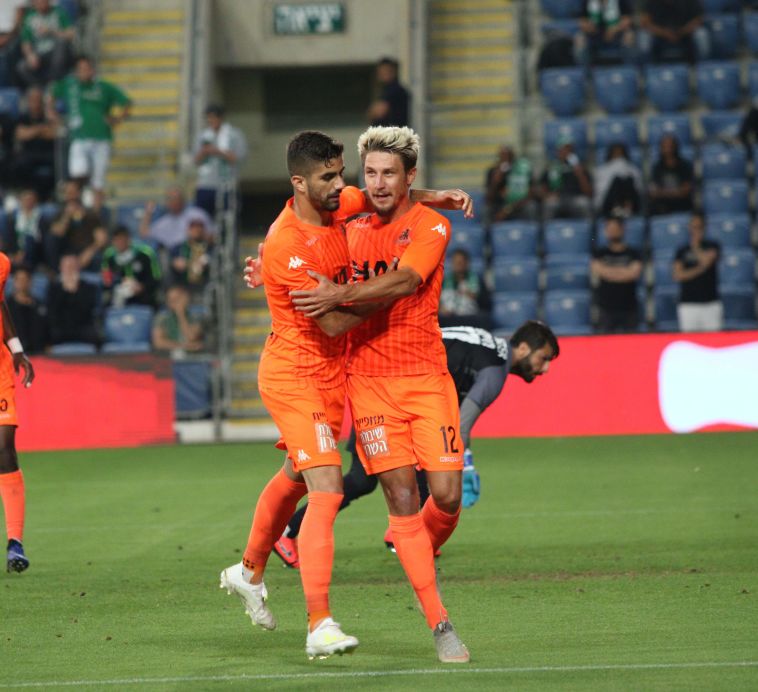 קונסטנטין וסילבסטר. 