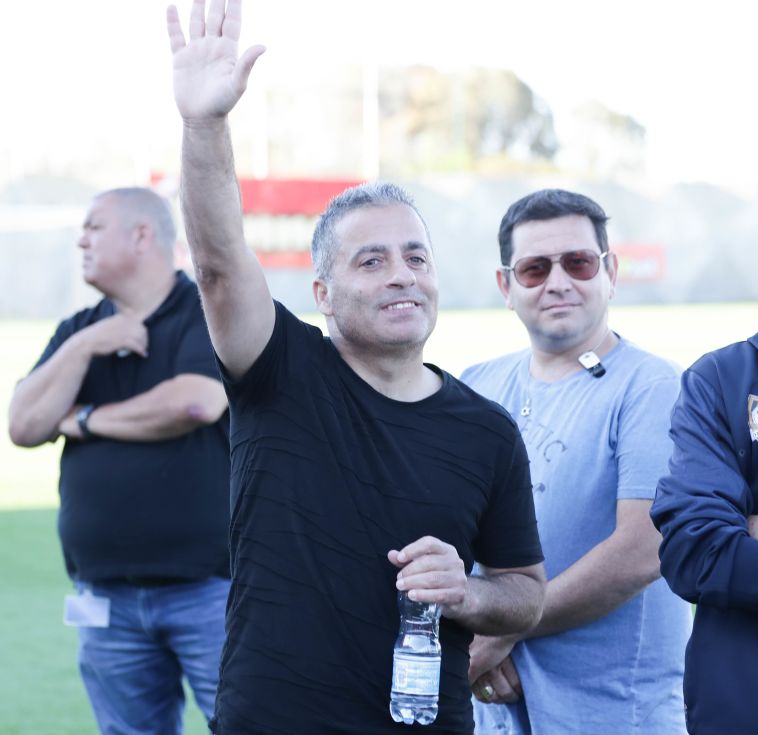 טסלפפה. ניצח את הפועל פ"ת עם קבוצתו (דני מרון) טסלפפה. ניצח את הפועל פ"ת עם קבוצתו (דני מרון)