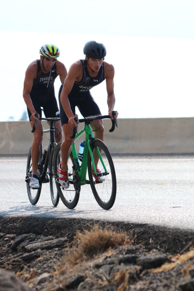 הבילוי המשפחתי הפך למקצוע. שגיב על האופניים (איגוד הטריאתלון)