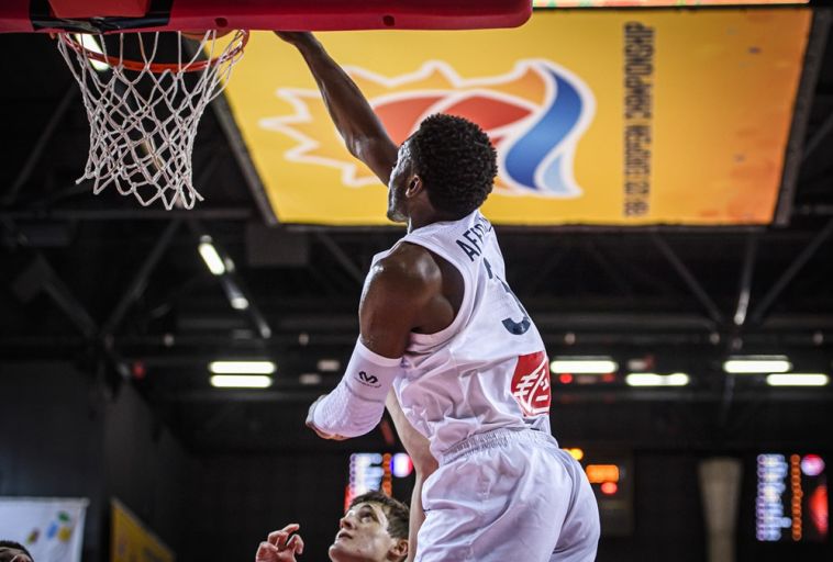 דילן אפו-מאמא, כוכב נבחרת צרפת. (FIBA)