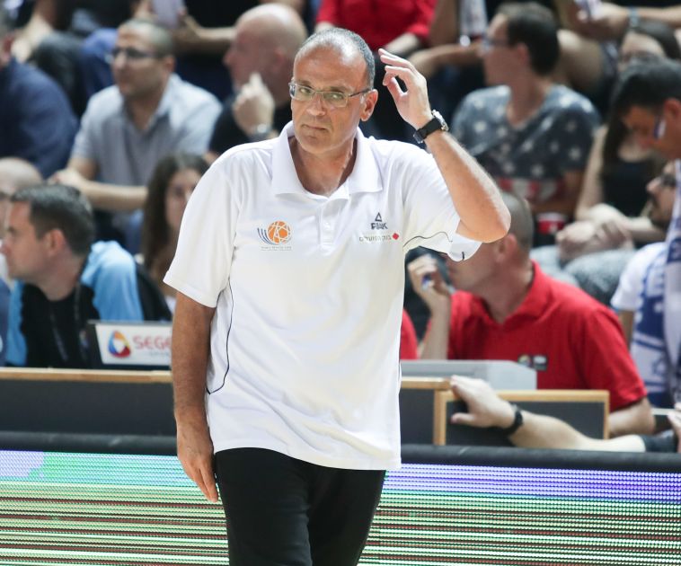 "הרגשתי שאני צריך מעט מנוחה מכדורסל" (דני מרון) "הרגשתי שאני צריך מעט מנוחה מכדורסל" (דני מרון)