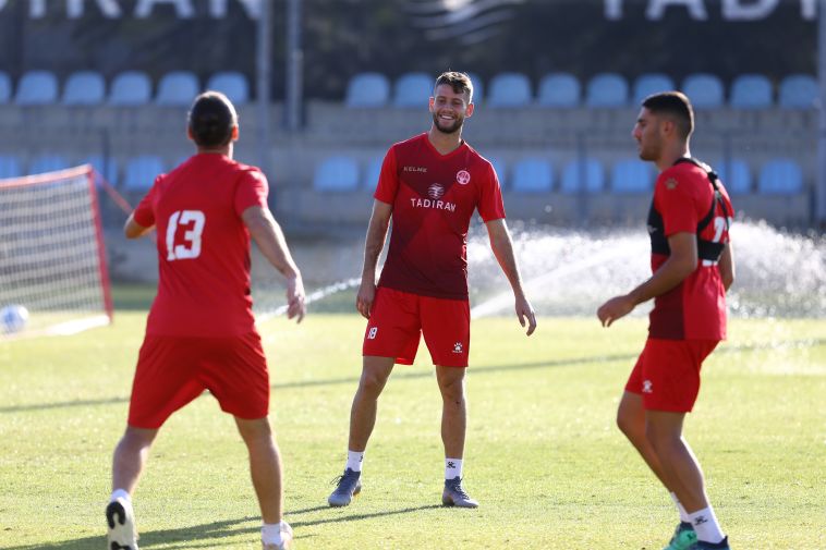 עדן שמיר היה במצב רוח חיובי ביחד עם שון גולדנברג וגל לוי (לירון מולדובן) עדן שמיר היה במצב רוח חיובי ביחד עם שון גולדנברג וגל לוי (לירון מולדובן)